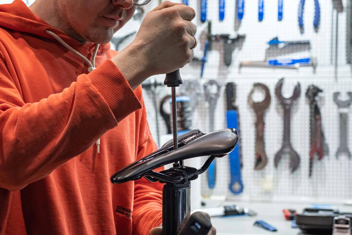 E-Bike Maintenance Tips: 7 Proven Ways to Avoid Costly Tour Mistakes